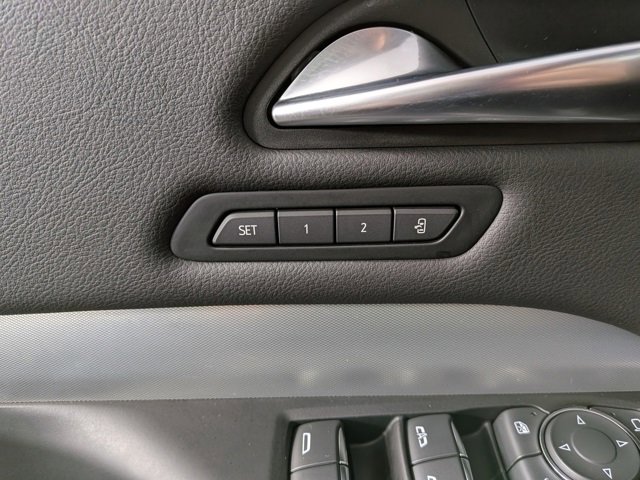 Certified 2022 Cadillac XT4 Premium Luxury w/ Enhanced Visibility Package image 14