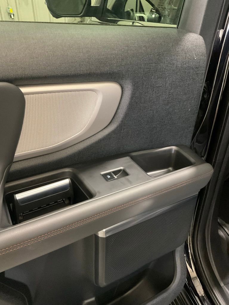 Used 2025 Ford Expedition Max Active AWD/4WD image 12