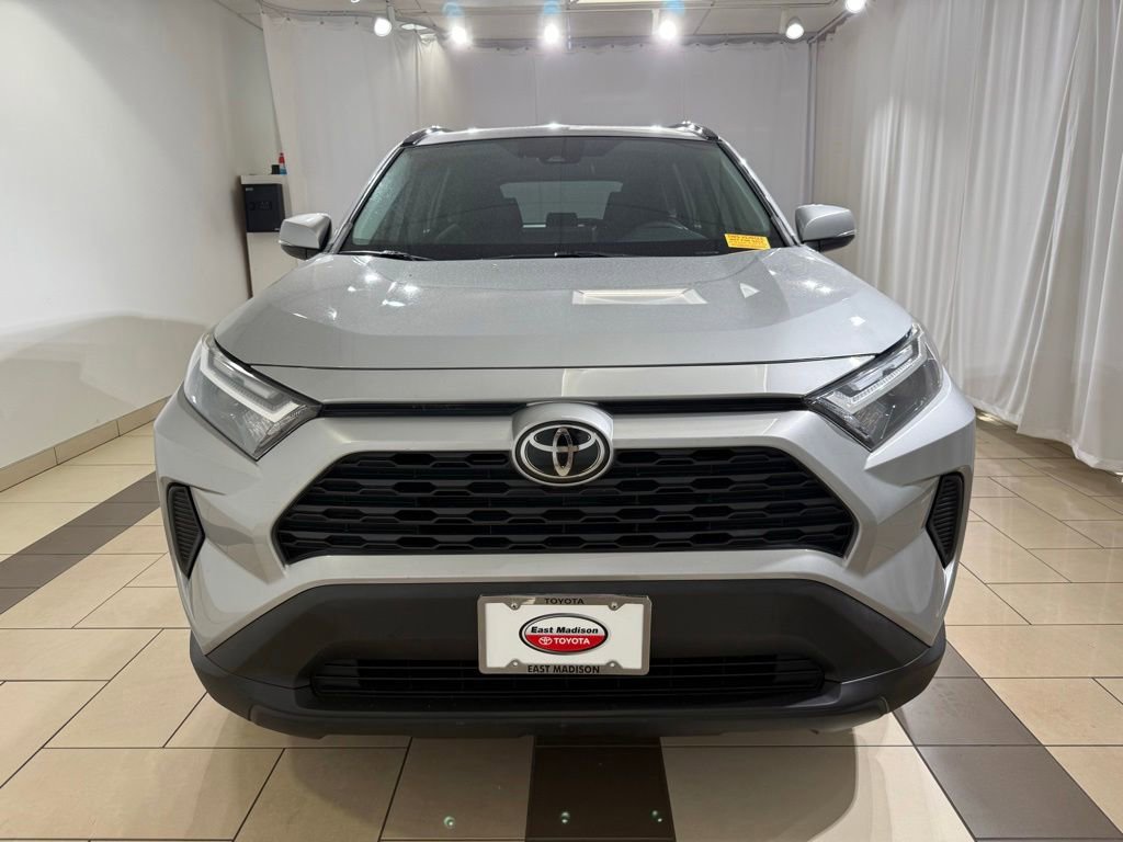 Certified 2022 Toyota RAV4 XLE w/ Convenience Package AWD/4WD image 8