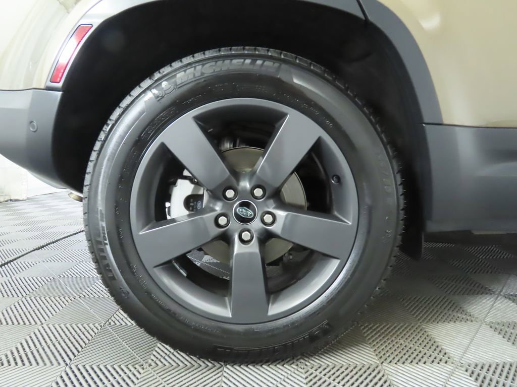 Certified 2021 Land Rover Defender 110 S image 33