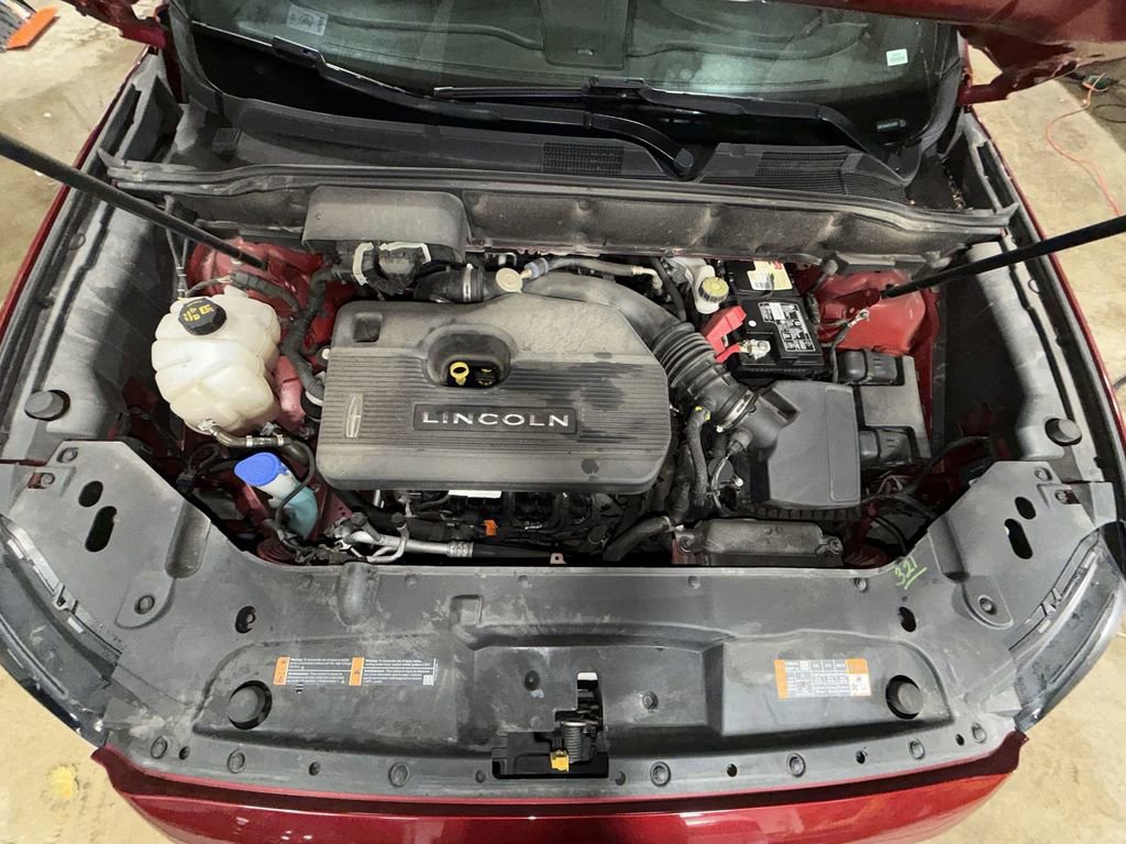 Used 2019 Lincoln Nautilus Select image 18