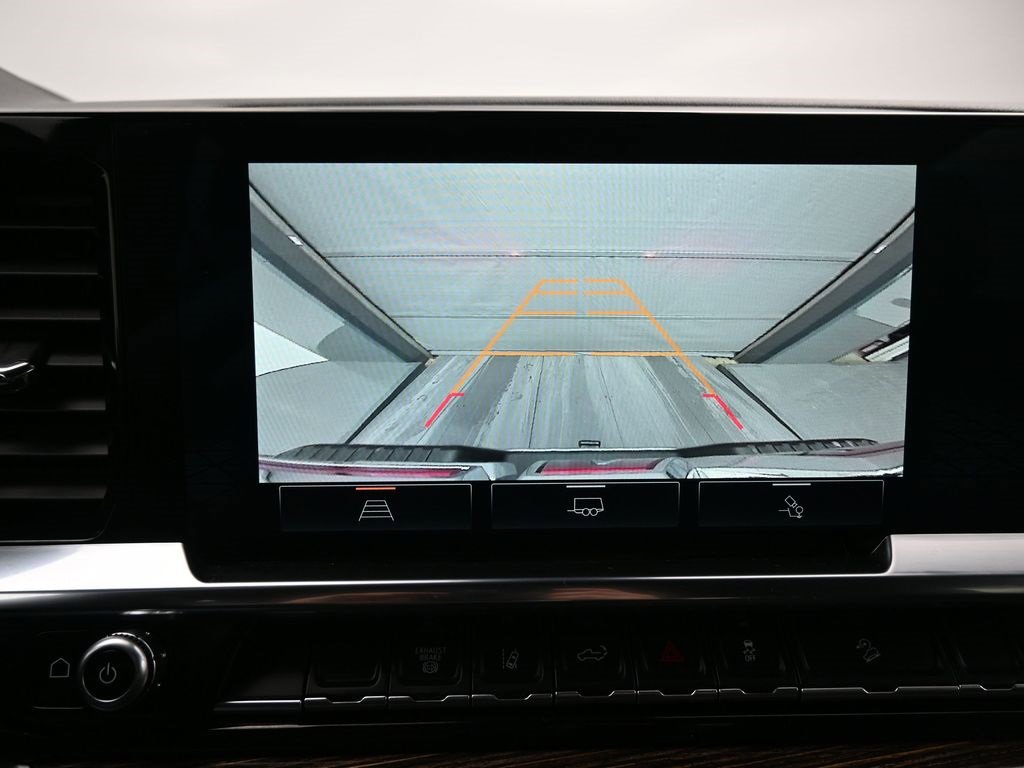 Used 2024 GMC Sierra 2500 SLE w/ SLE Value Package; image 16