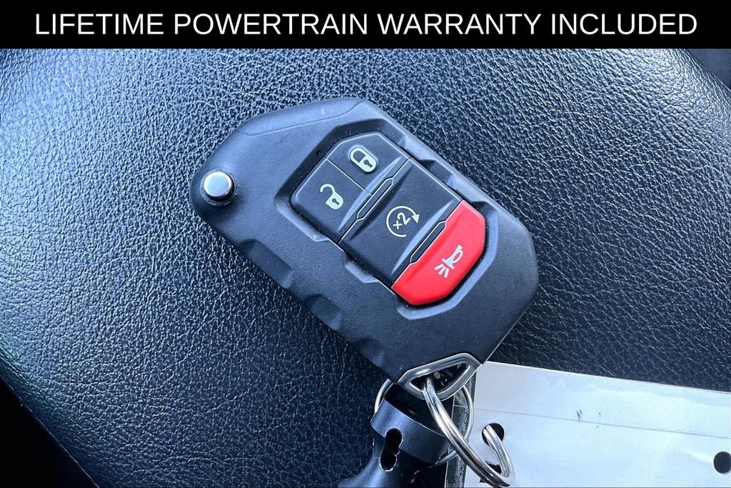 Used 2024 Jeep Gladiator Rubicon w/ Convenience Group image 12