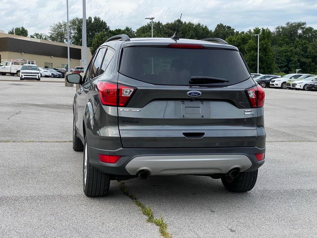 Used 2019 Ford Escape SEL AWD/4WD image 5