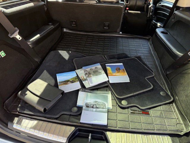 Used 2011 Mercedes-Benz GL 450 4MATIC image 9