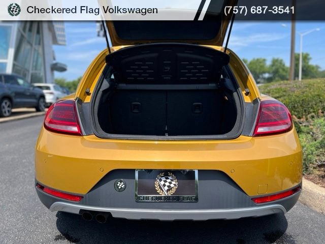 Used 2017 Volkswagen Beetle 1.8T Dune FWD image 30