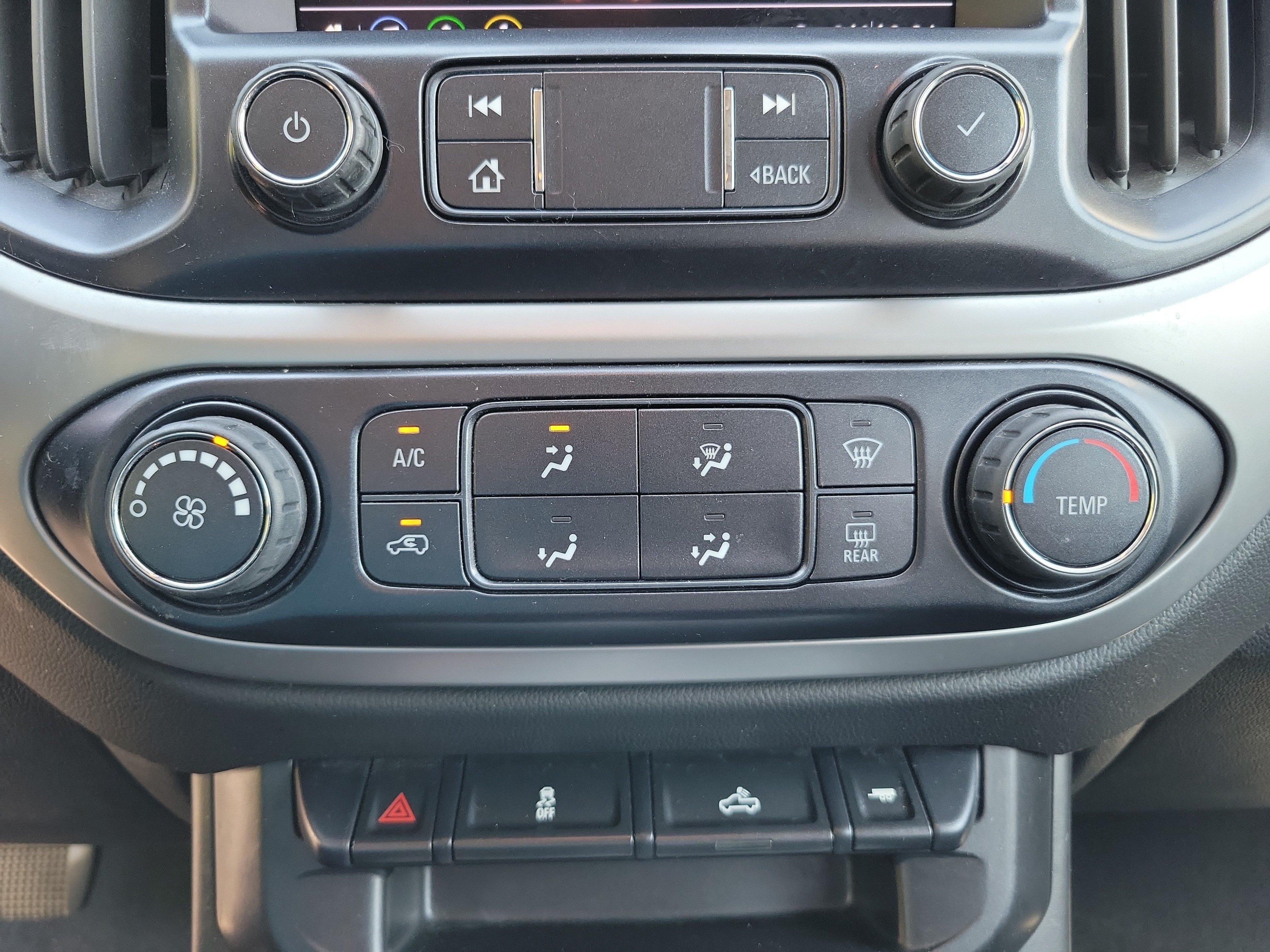 Used 2021 Chevrolet Colorado LT w/ LT Convenience Package RWD image 12
