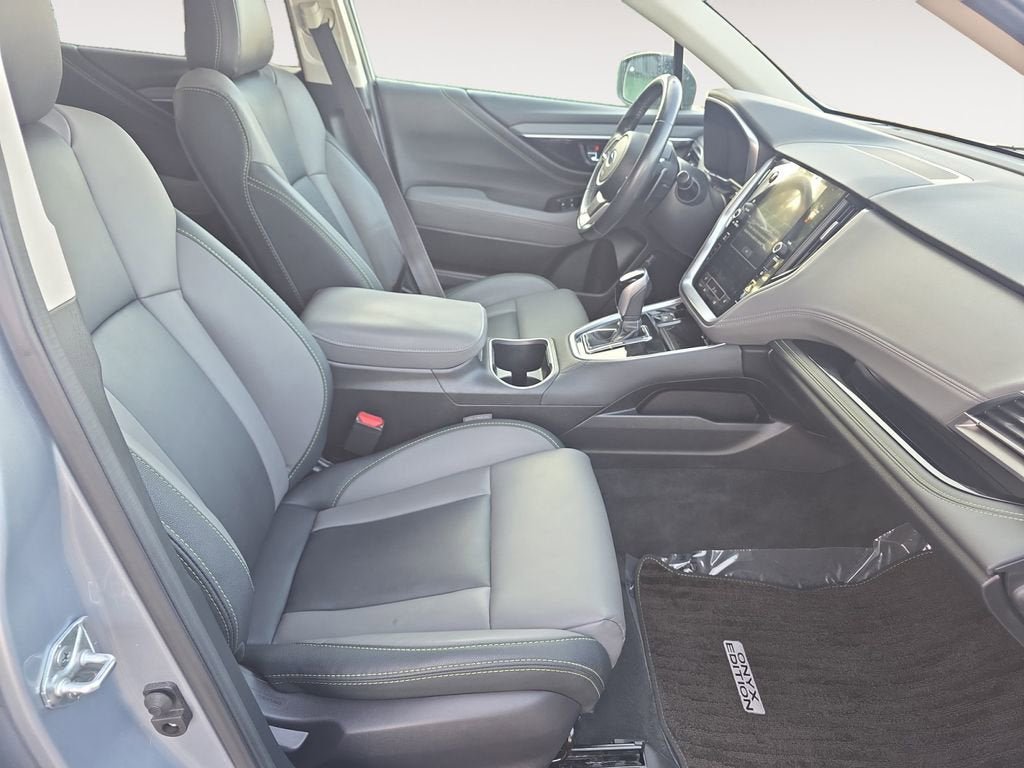 Used 2023 Subaru Outback Onyx Edition AWD/4WD image 15