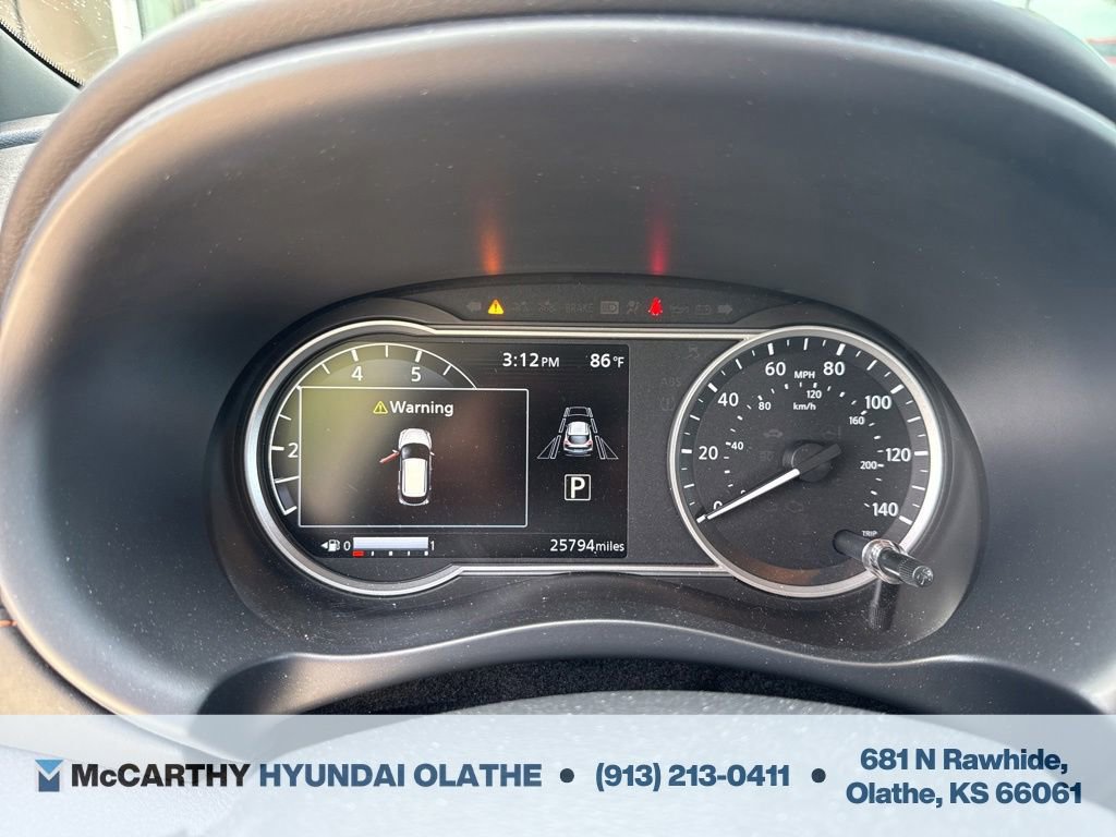 Used 2020 Nissan Kicks SR w/ SR Premium Package FWD image 6