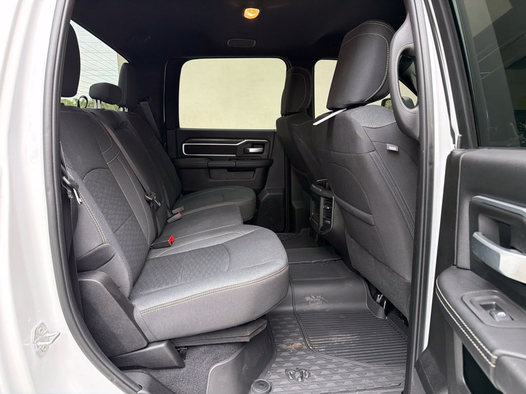 Used 2025 RAM 3500 Big Horn AWD/4WD image 31