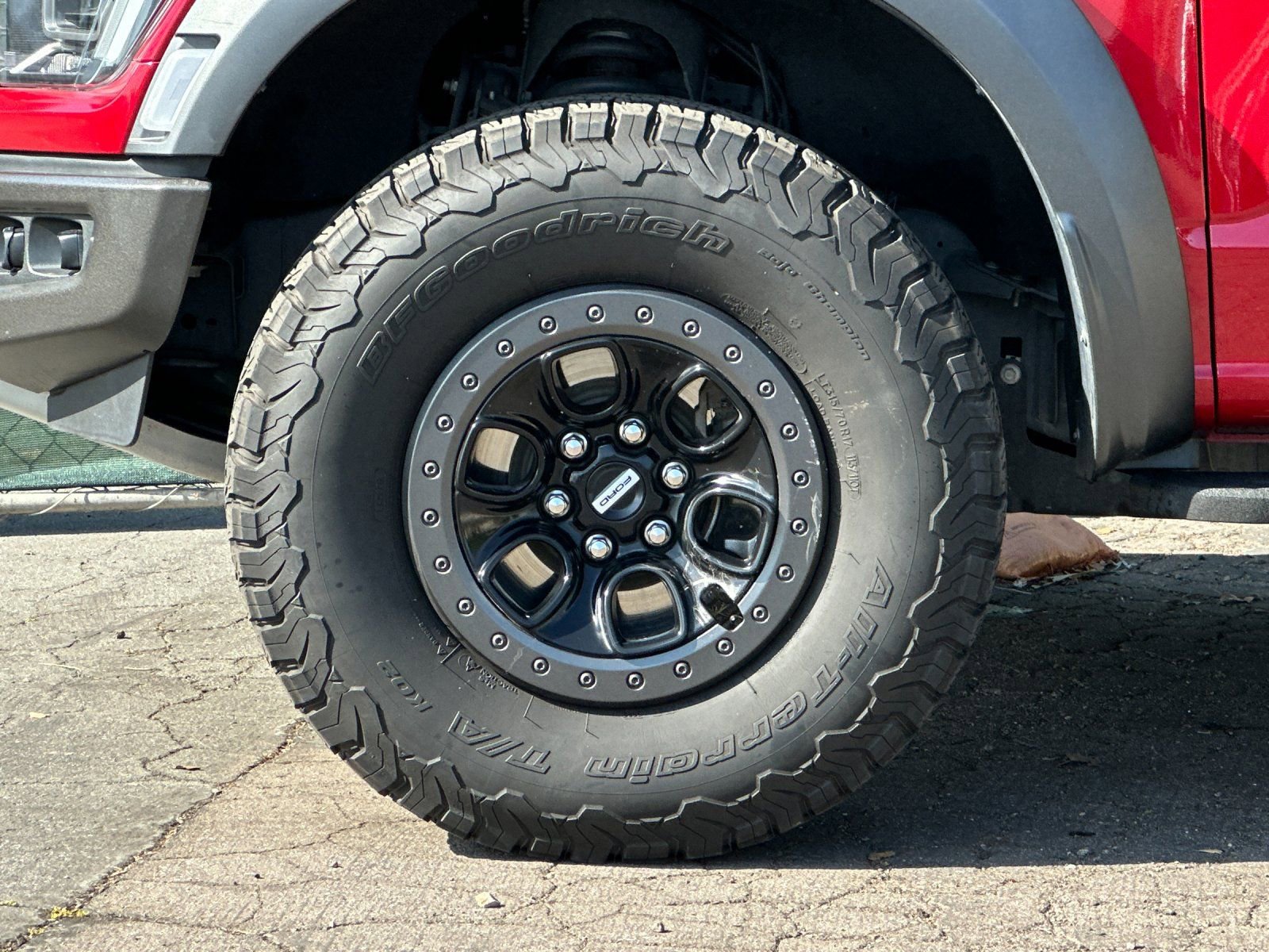 Used 2023 Ford F150 Raptor w/ Raptor Carbon Fiber Package image 35