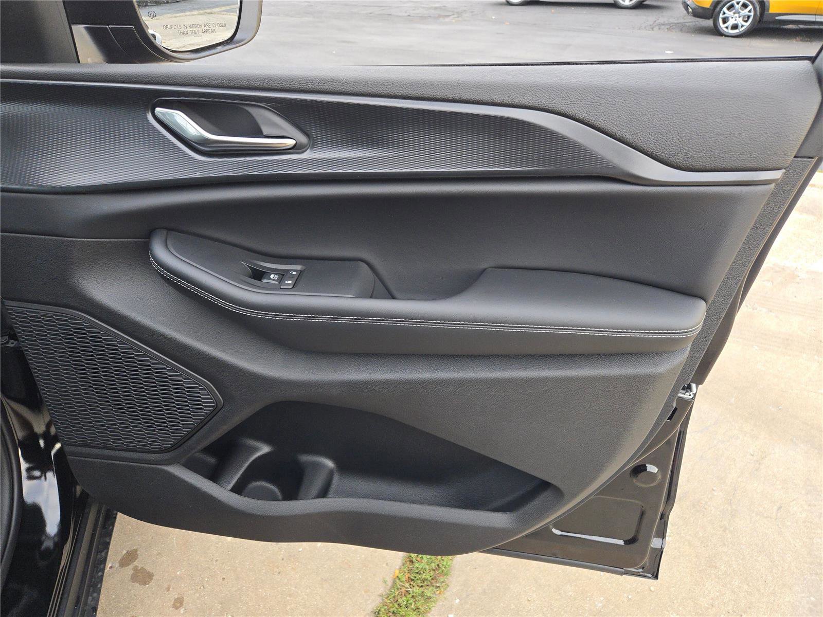 New 2025 Jeep Grand Cherokee Laredo w/ Luxury Tech Group I image 6