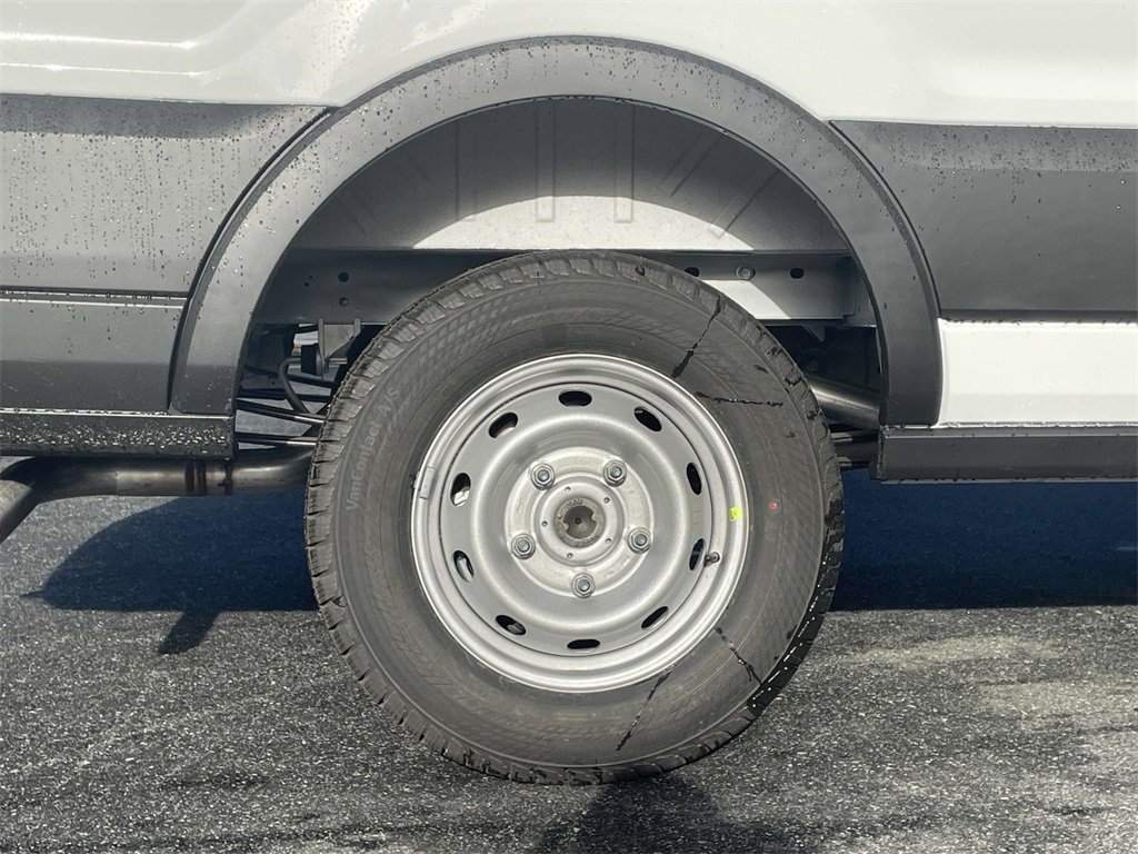 New 2026 Ford Transit 250 148 Medium Roof image 6