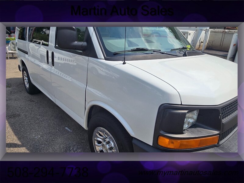 Used 2010 Chevrolet Express 1500 AWD w/ Power Package image 2