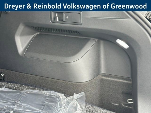 New 2026 Volkswagen Tiguan SE image 31