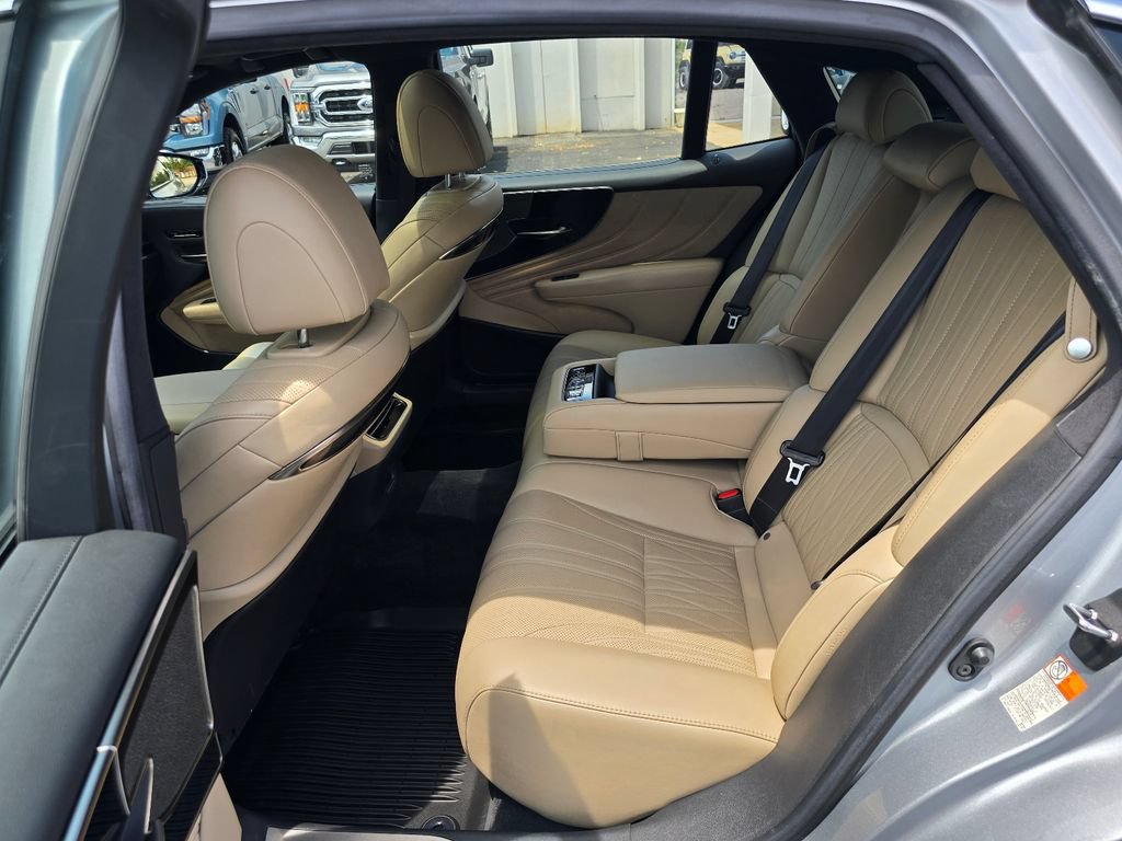 Used 2021 Lexus LS 500 w/ Interior Upgrade Package RWD image 11