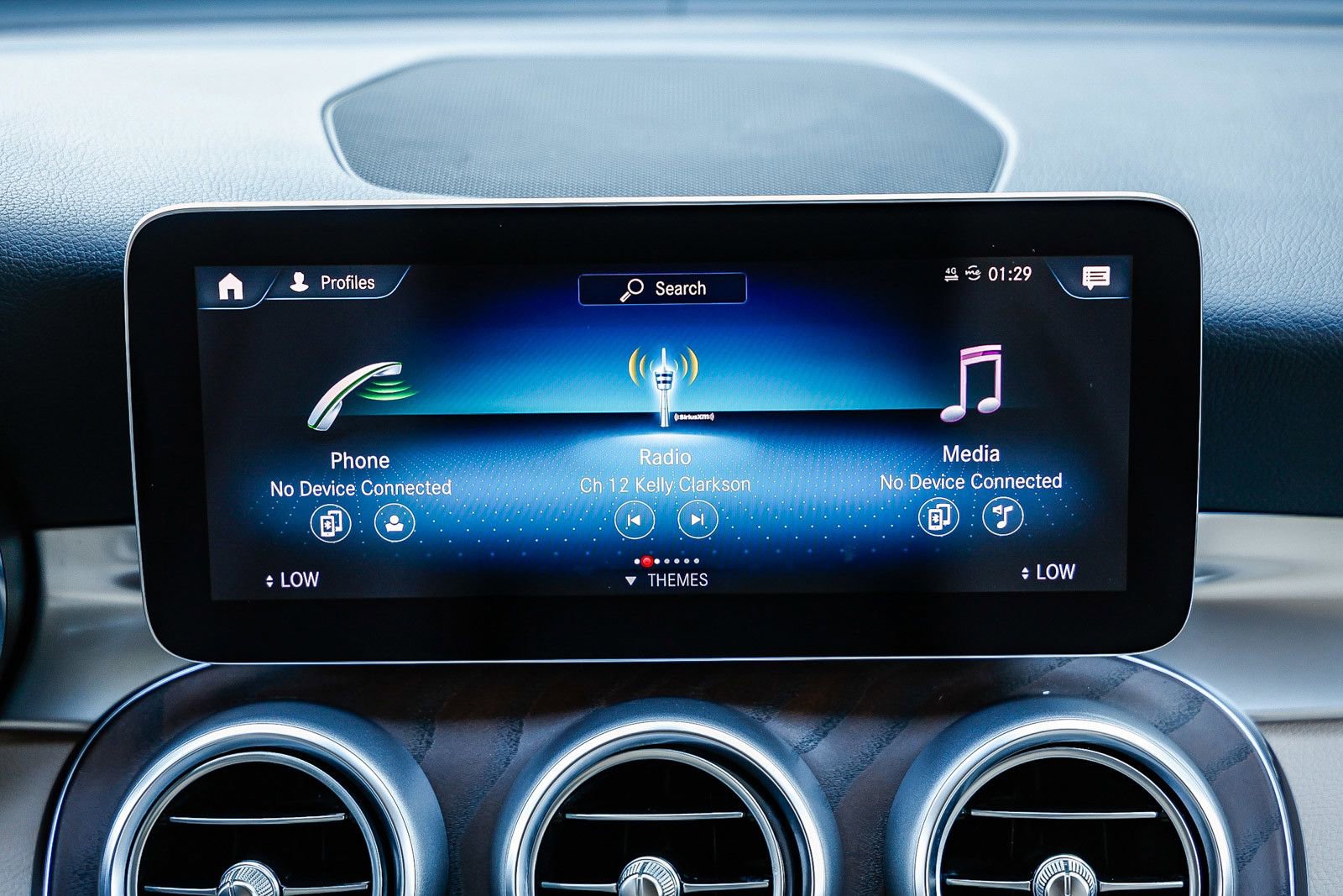 Used 2021 Mercedes-Benz GLC 300 4MATIC image 12