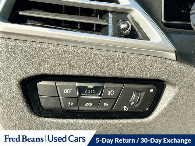 Used 2025 BMW 330i xDrive Sedan image 11