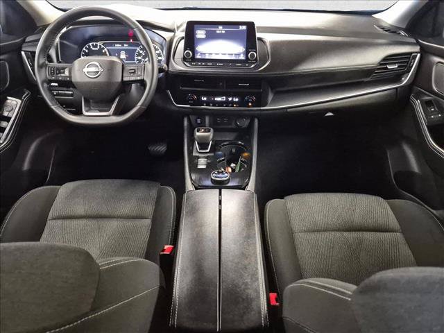 Used 2025 Nissan Rogue SV AWD/4WD image 19