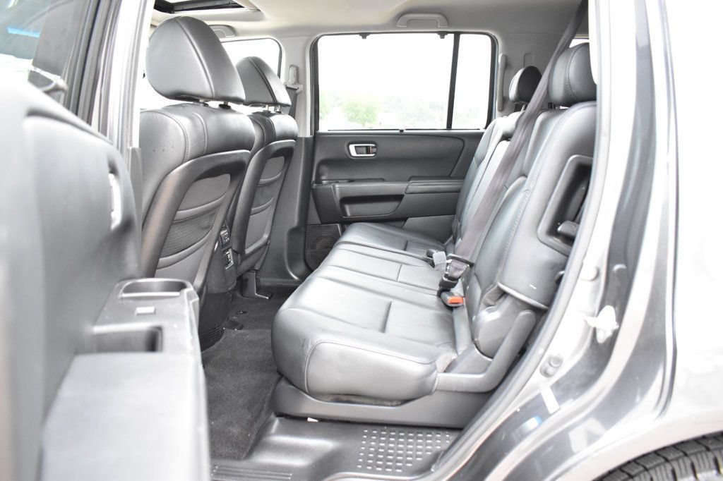 Used 2010 Honda Pilot Touring image 20