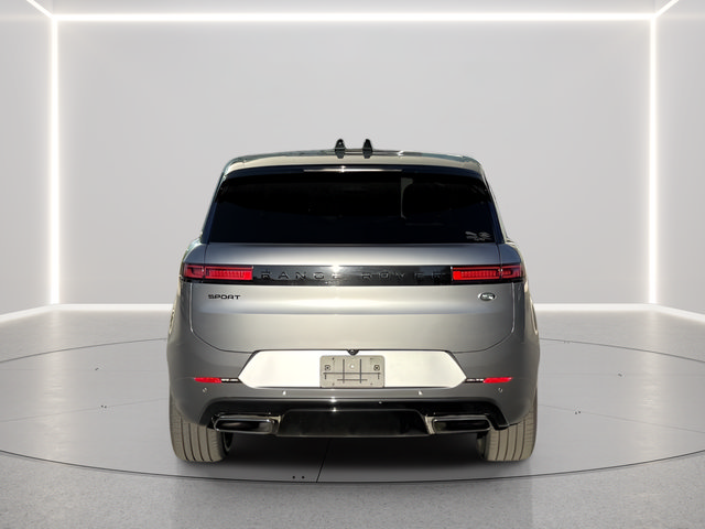 Used 2023 Land Rover Range Rover Sport SE Dynamic AWD/4WD image 4