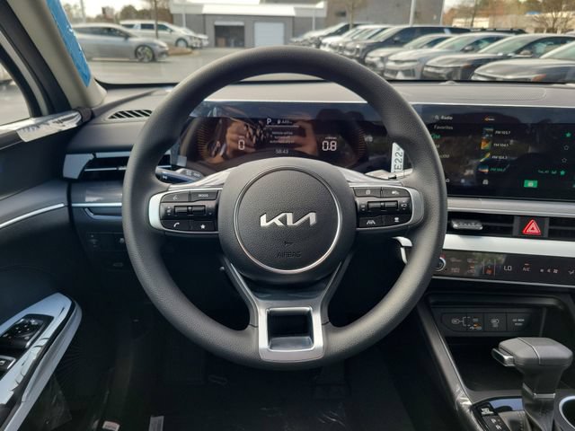 New 2026 Kia K5 LXS FWD image 9