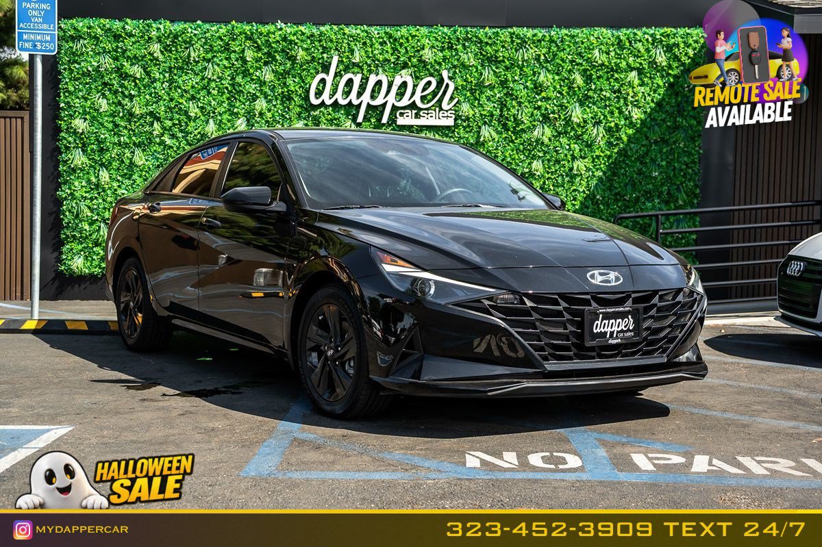 Used 2023 Hyundai Elantra Blue FWD image 3