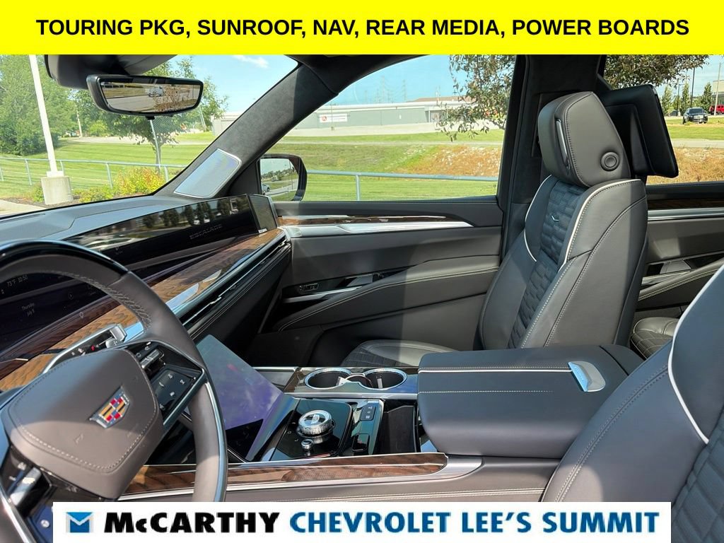 Used 2026 Cadillac Escalade Platinum Sport w/ LPO, ONYX Package AWD/4WD image 66