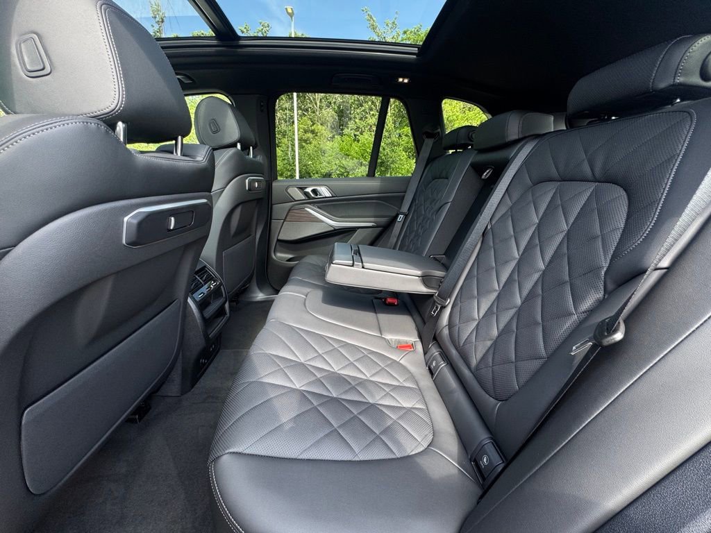 Used 2026 BMW X5 xDrive50e w/ Premium Package image 19