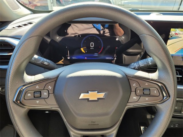 Used 2025 Chevrolet TrailBlazer LT image 35