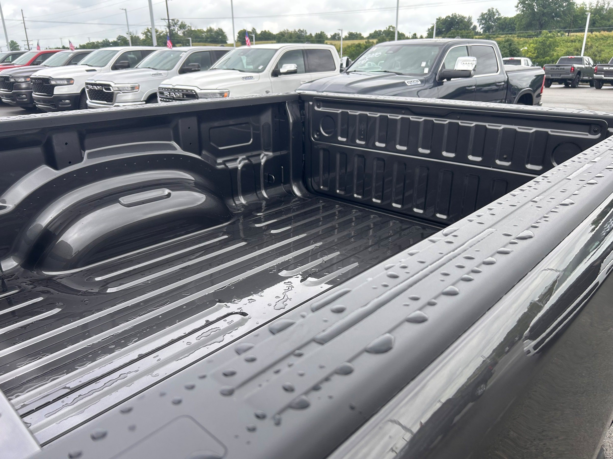 New 2026 RAM 1500 Express AWD/4WD image 16