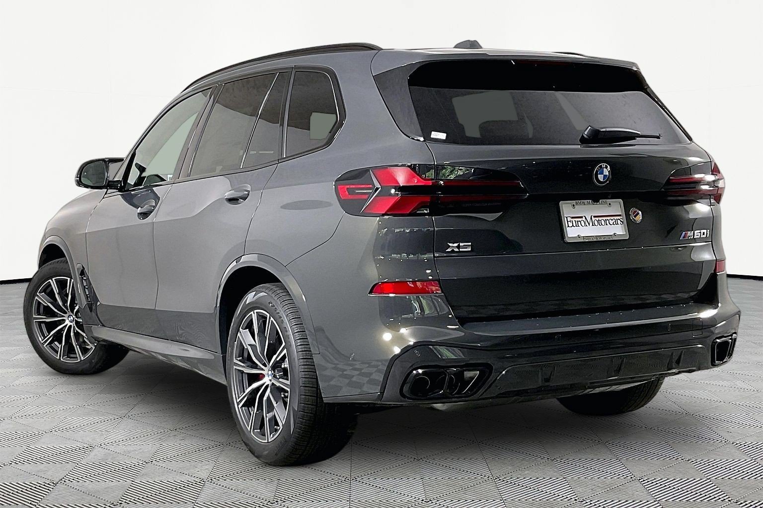 New 2026 BMW X5 M60i AWD/4WD image 4