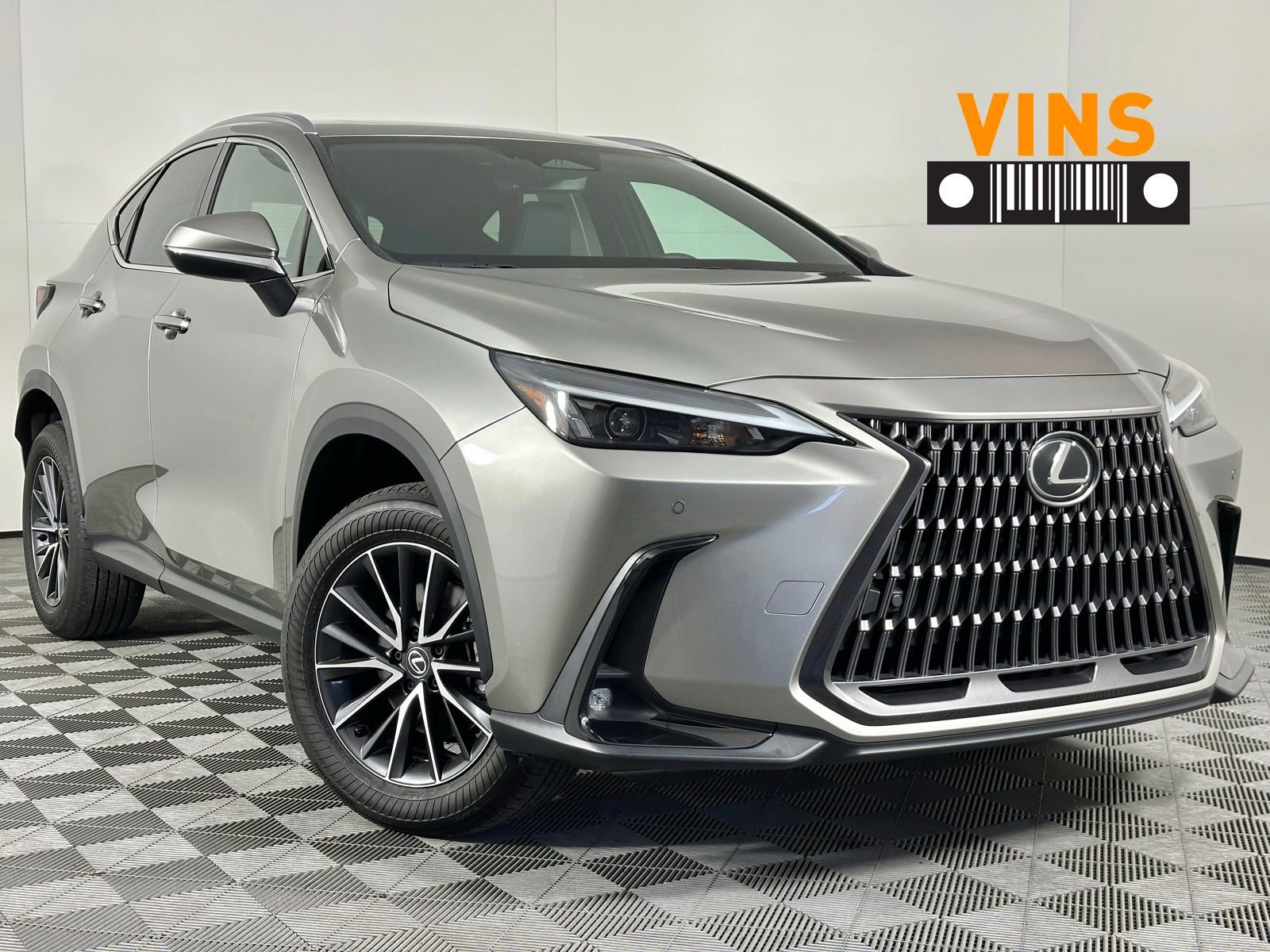 Used 2024 Lexus NX 250 FWD w/ Premium Package image 1