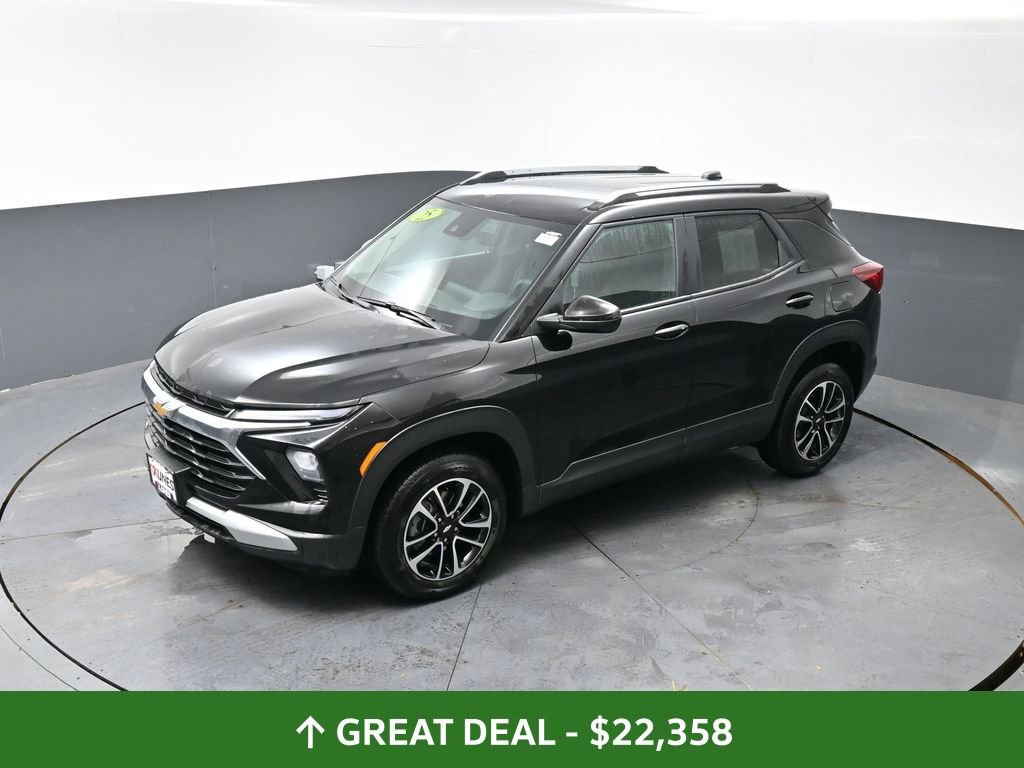 Used 2025 Chevrolet TrailBlazer LT w/ Driver Confidence Package image 20