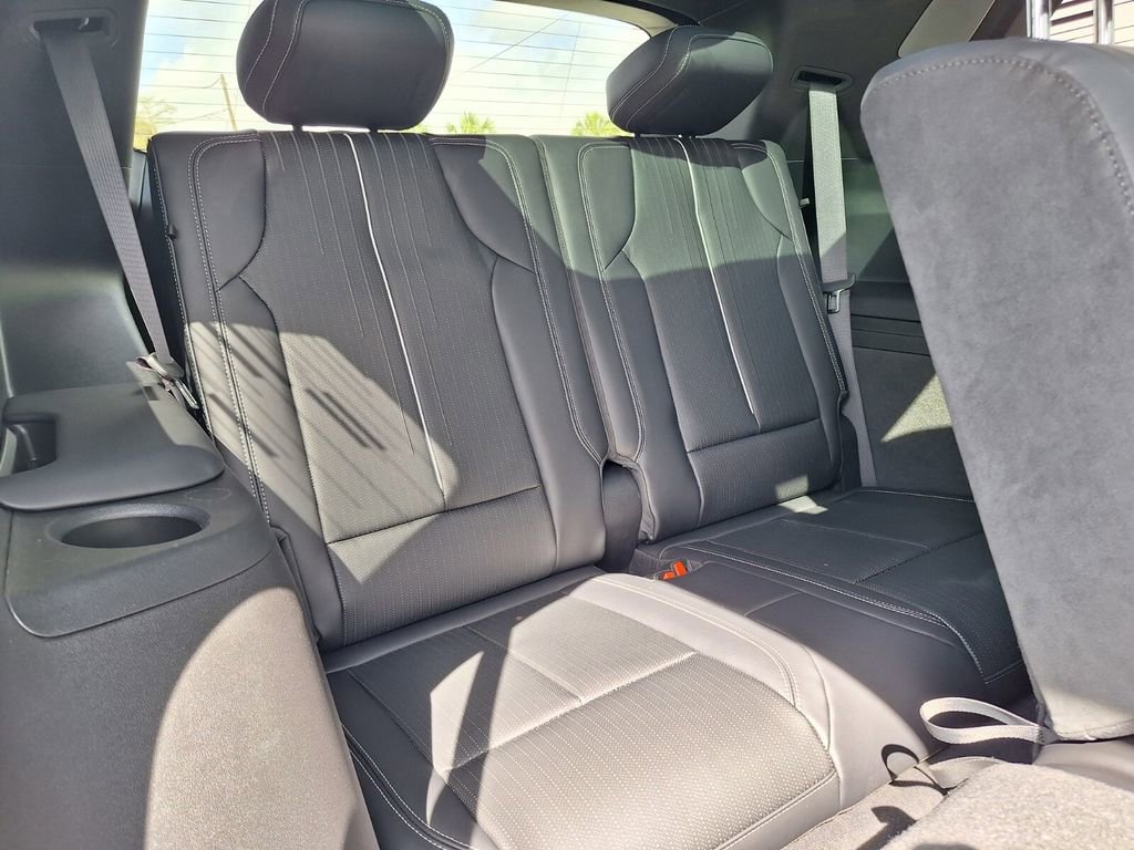 New 2026 Cadillac Vistiq Luxury image 31