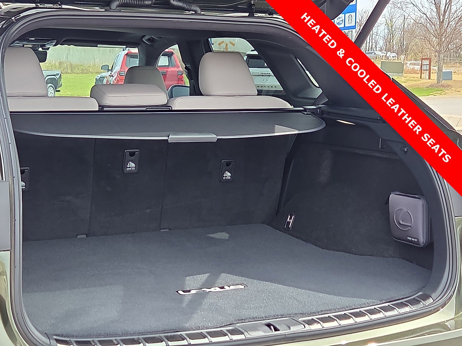 Used 2023 Lexus RX 350 w/ Accessory Package (Z1) image 9