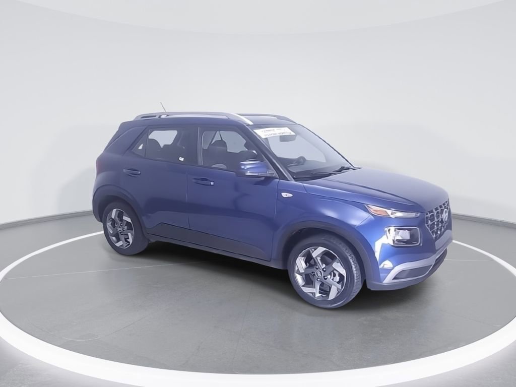 Used 2025 Hyundai Venue SEL FWD image 9