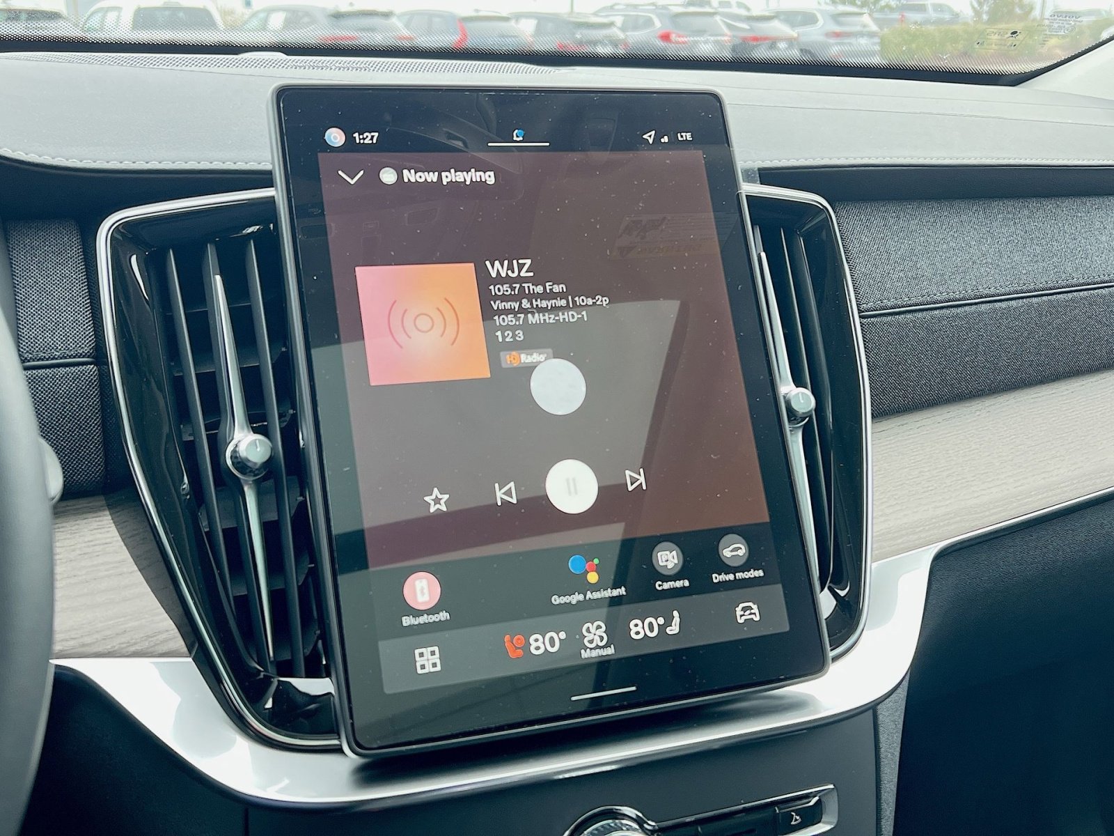 New 2026 Volvo XC90 B6 Plus w/ Protection Package Premier image 18