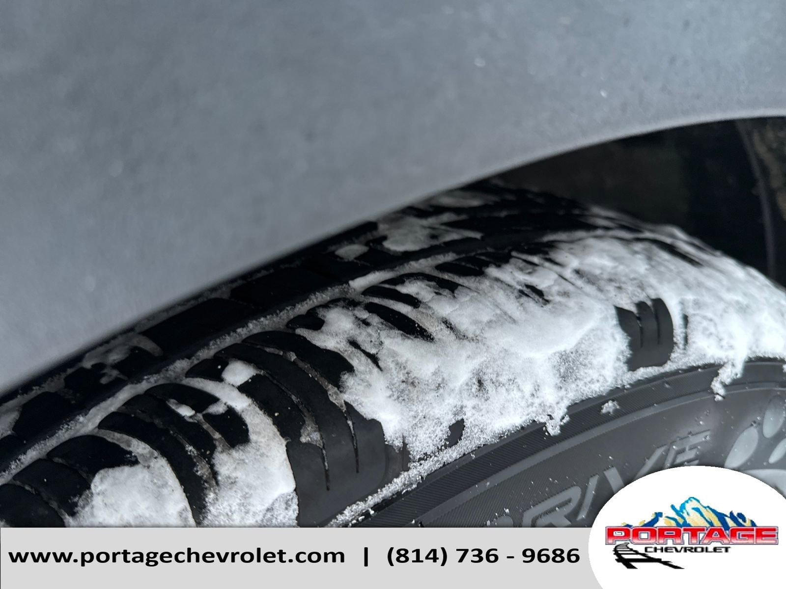 Used 2017 Hyundai Santa Fe SE image 32