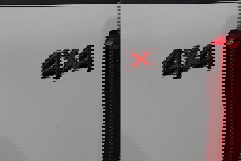 New 2026 Ford F250 XL w/ XL Off-Road Package image 8