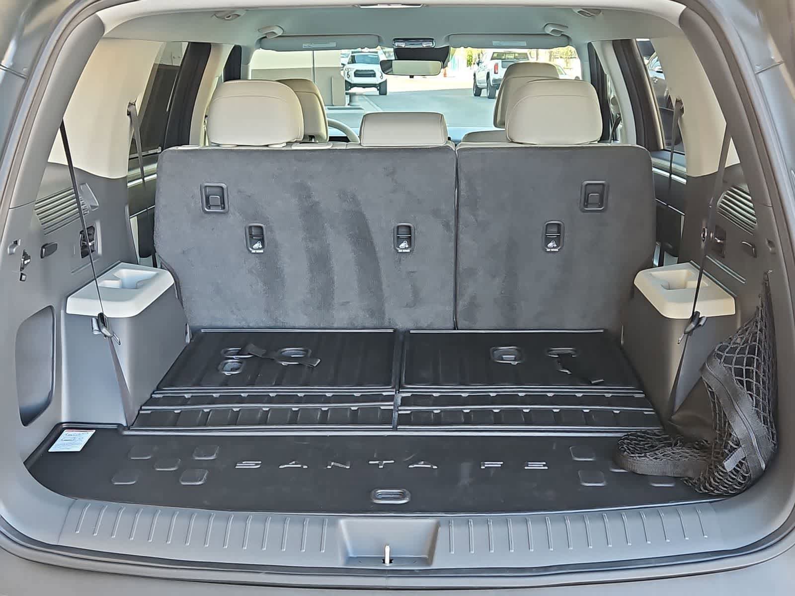 Used 2025 Hyundai Santa Fe SEL FWD image 24