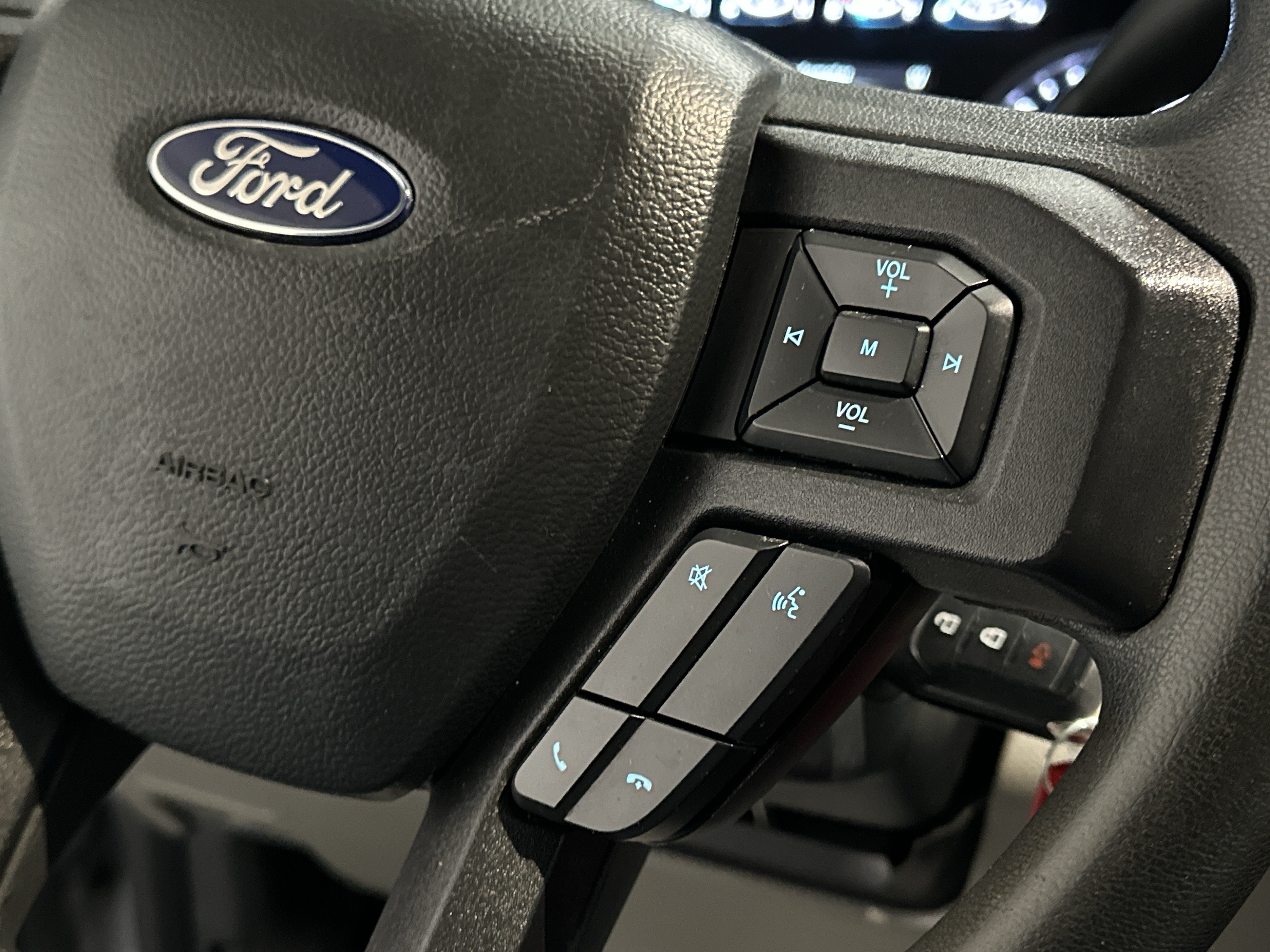Used 2022 Ford F350 XLT AWD/4WD image 29
