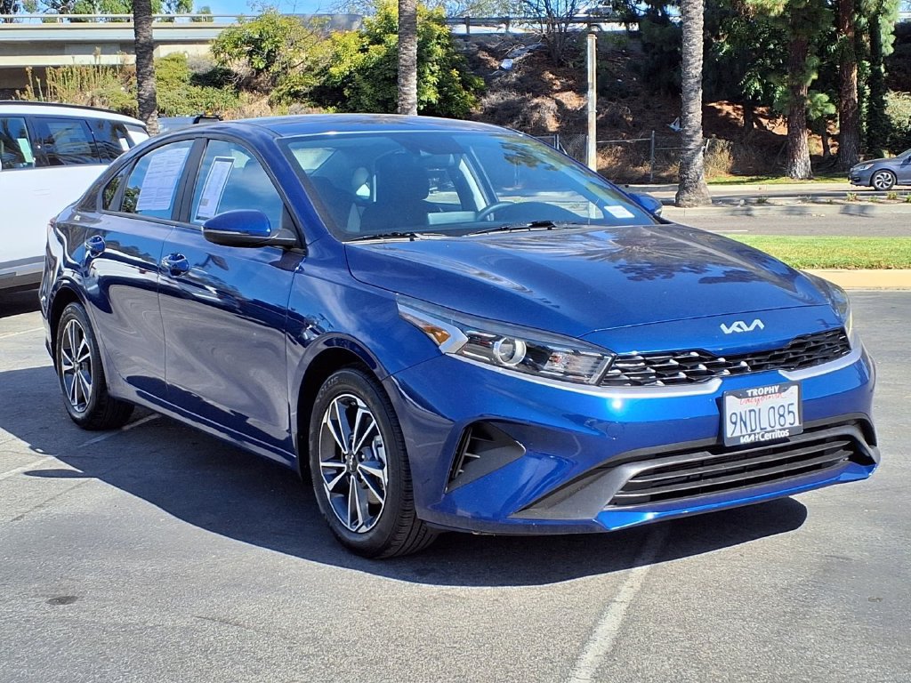 Certified 2024 Kia Forte LXS w/ LXS Technology Package FWD image 7