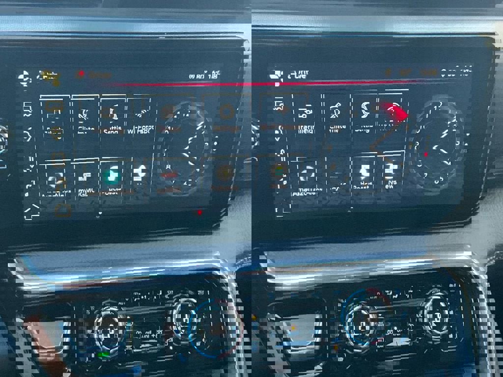 Used 2024 GMC Sierra 1500 Denali w/ Denali Reserve Package image 17