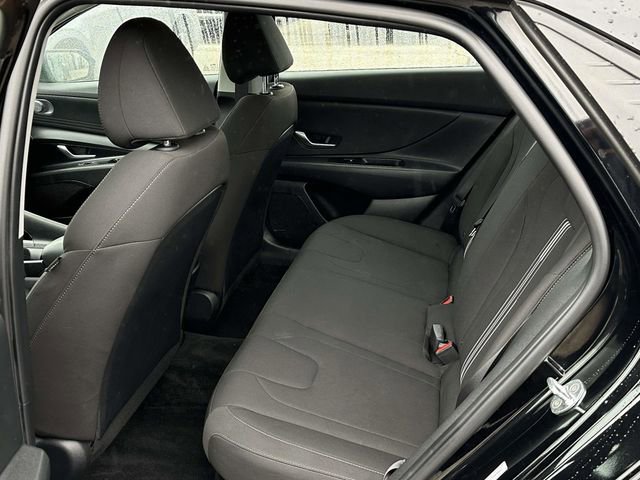 Used 2023 Hyundai Elantra Blue FWD image 20