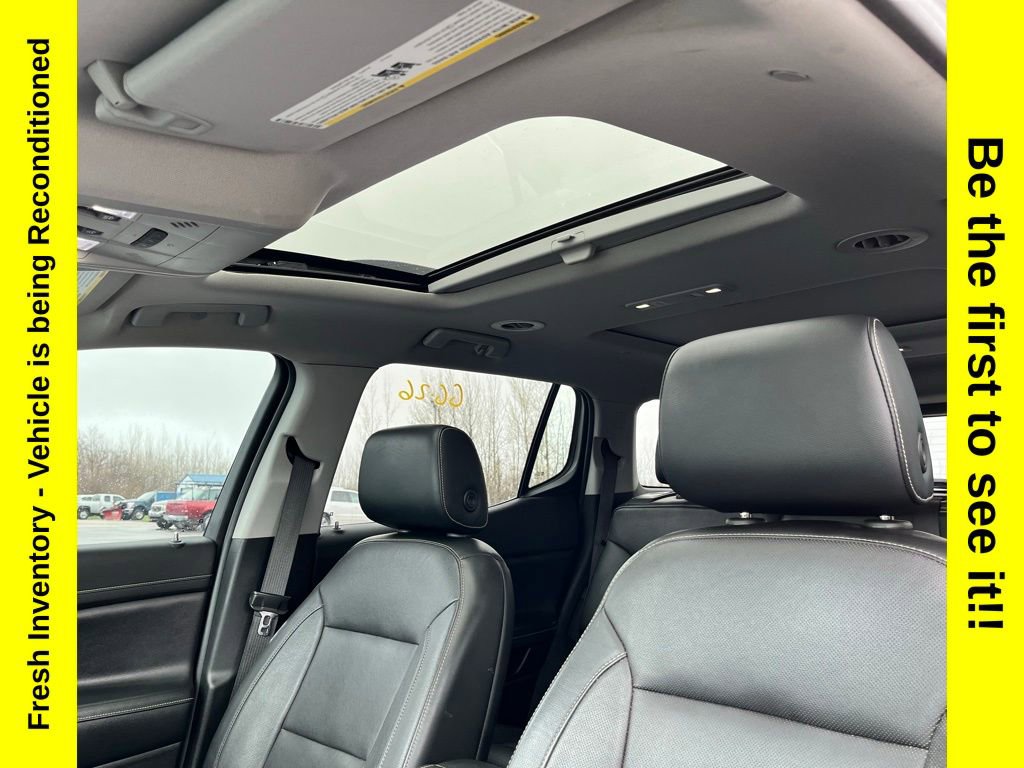 Used 2019 GMC Acadia SLT w/ LPO, Black Accent Package AWD/4WD image 21