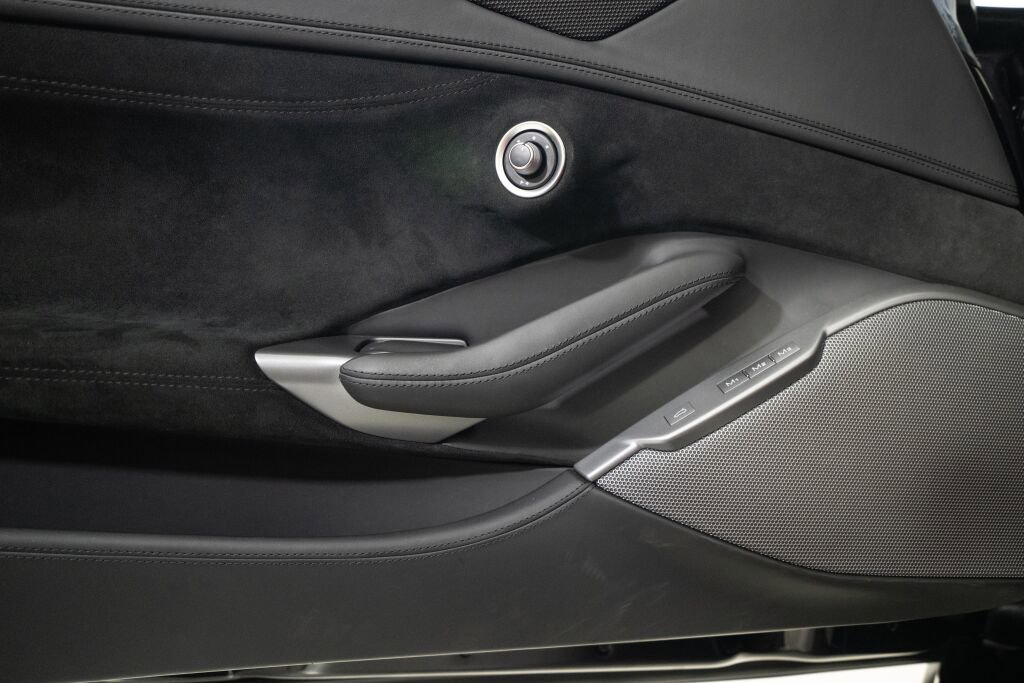 Used 2023 Ferrari Portofino M image 39