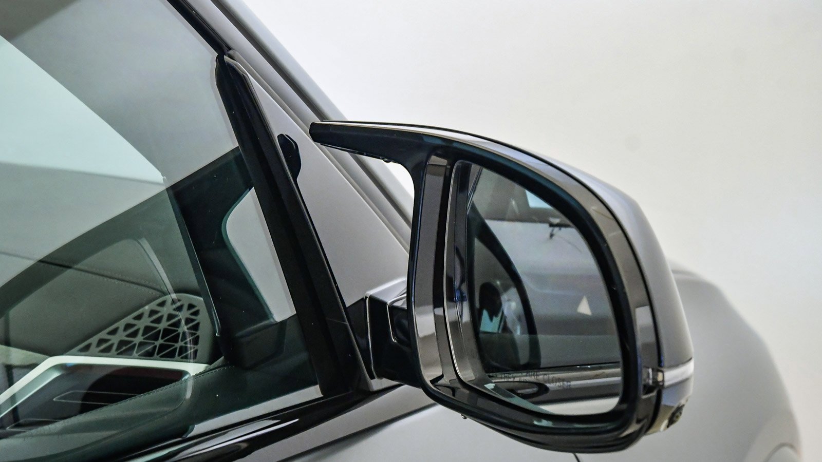 New 2026 BMW X5 M Competition w/ Executive Package image 27