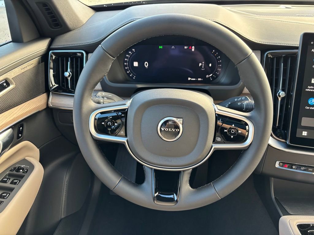 New 2026 Volvo XC90 B6 Plus w/ Protection Package image 10