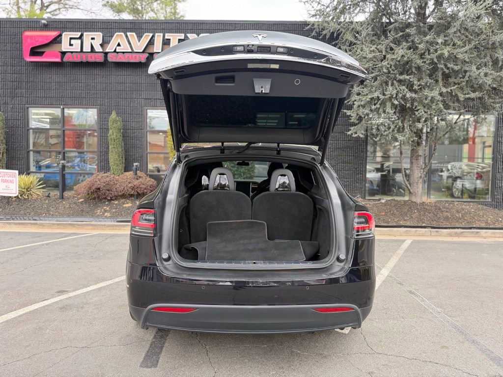 Used 2016 Tesla Model X Performance image 17